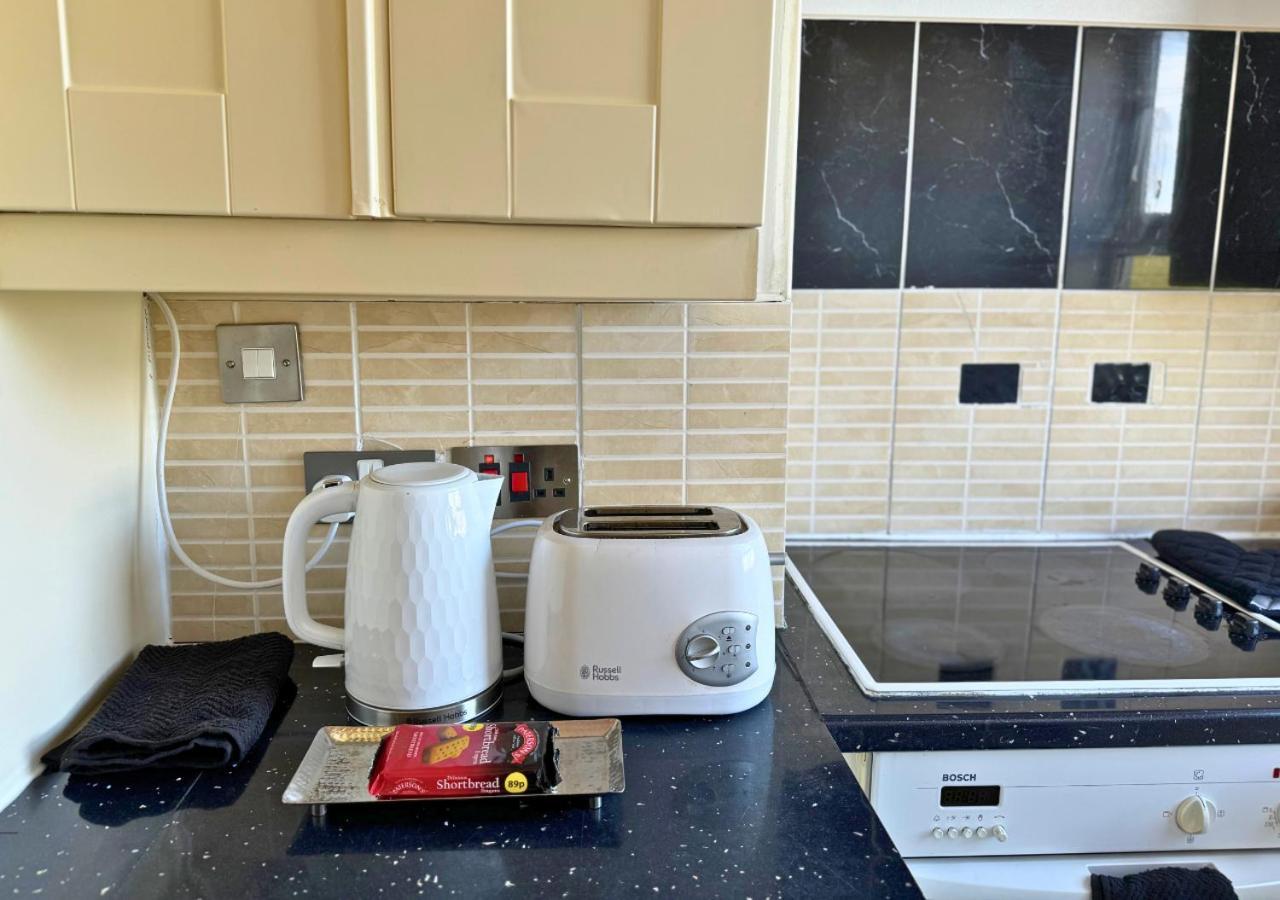 Apartment Cosy 2 Bed For Families With Free Parking *