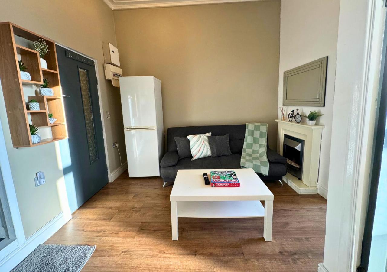 Apartment Cosy 2 Bed For Families With Free Parking Liverpool